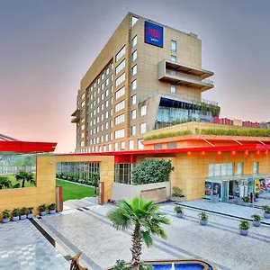 https://radisson-red-chandigarh-mohali-160062.shimlahotels.net